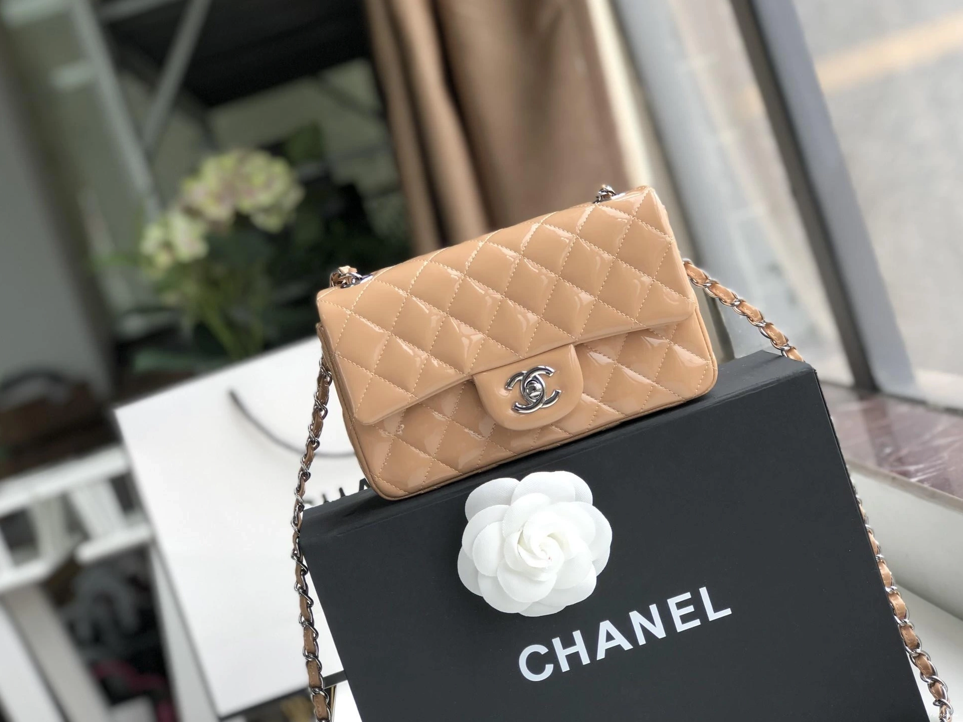 First Bag Ru FLAP CHANEL BAG 20CM 0813